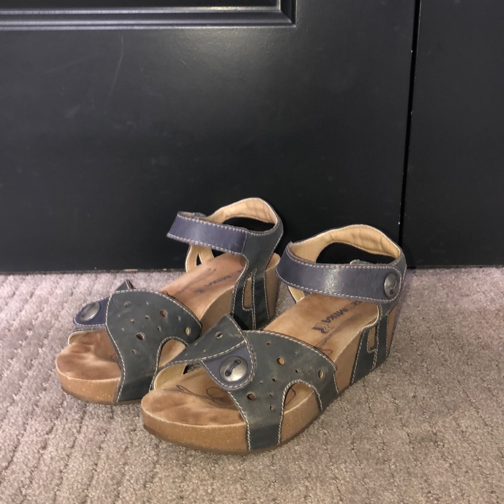 Romika Shoes